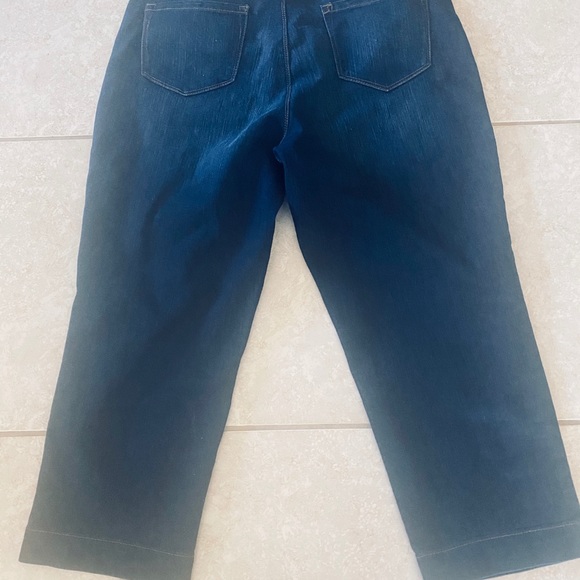 Dark Blue Jeans Cropped Capri Mid Rise 5 Pocket - Picture 3 of 8